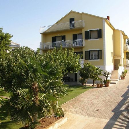 Villa Slavica 1 Vodice Bagian luar foto
