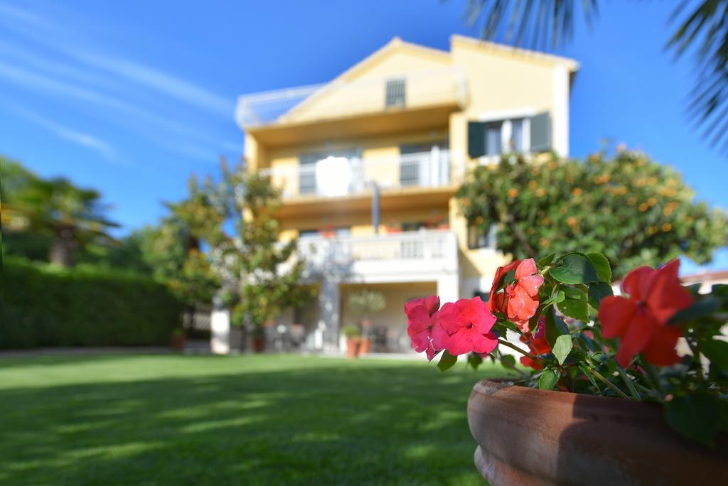 Villa Slavica 1 Vodice Bagian luar foto